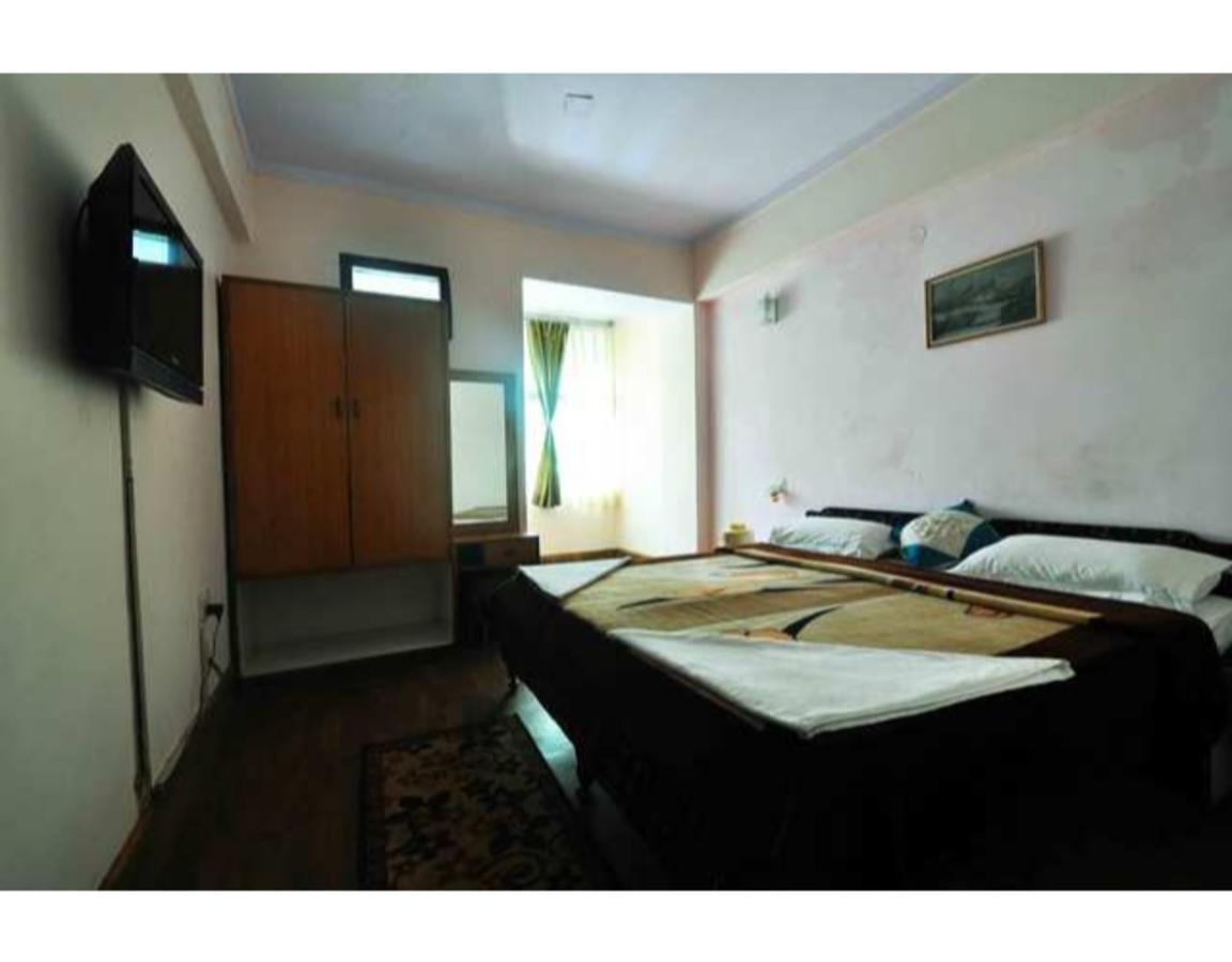 Anamika Hotel Nainital Zewnętrze zdjęcie